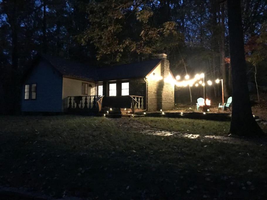 Peaceful Seasonal Wooded Close To Everything *